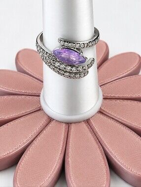 Bomb Party Starlight Drops Ring – Rose Quartz on Rhodium | Size 7